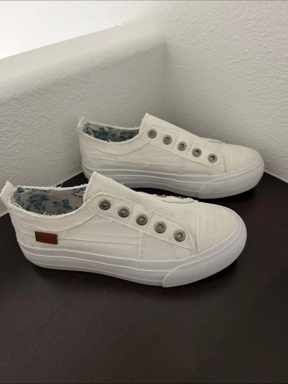 NWOT Blowfish White Platform Sneakers.